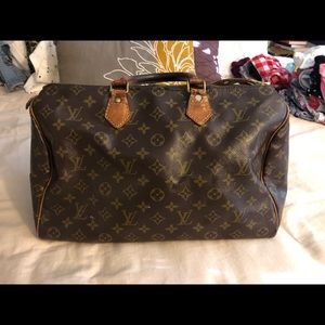 Louis Vuitton Speedy 35